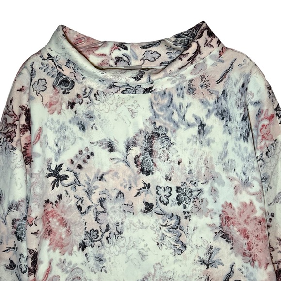 CHICOS NWT Parisian Floral 3/4 Sleeve Mock Neck Top 1 (M/8) - Picture 4 of 12